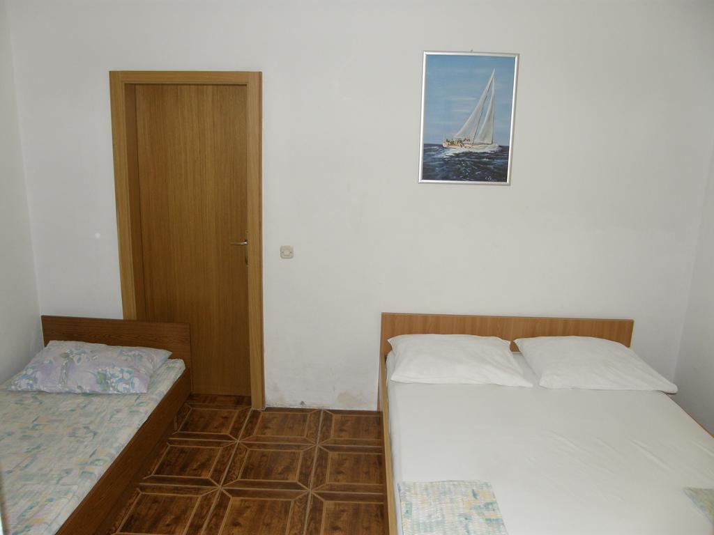 Guest House & Restaurant Adriatic Klek Exterior photo